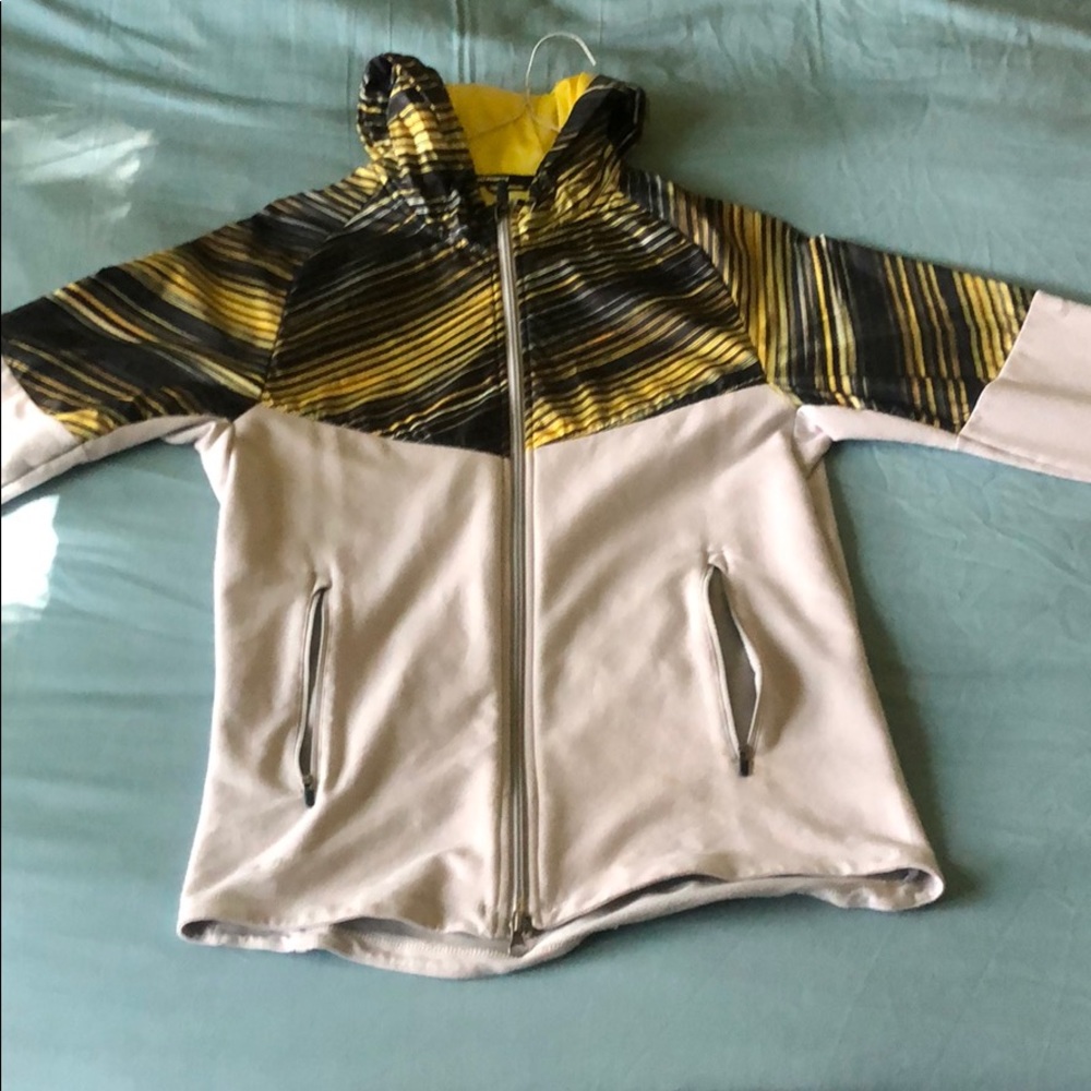 Nike LiveStrong Running Jacket